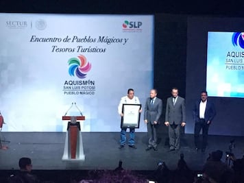 Entregan a Aquismón reconocimiento oficial de Pueblo Mágico 