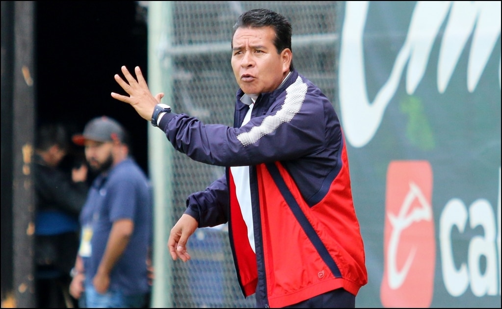 Jugadores de las Chivas prefieren a Coyote