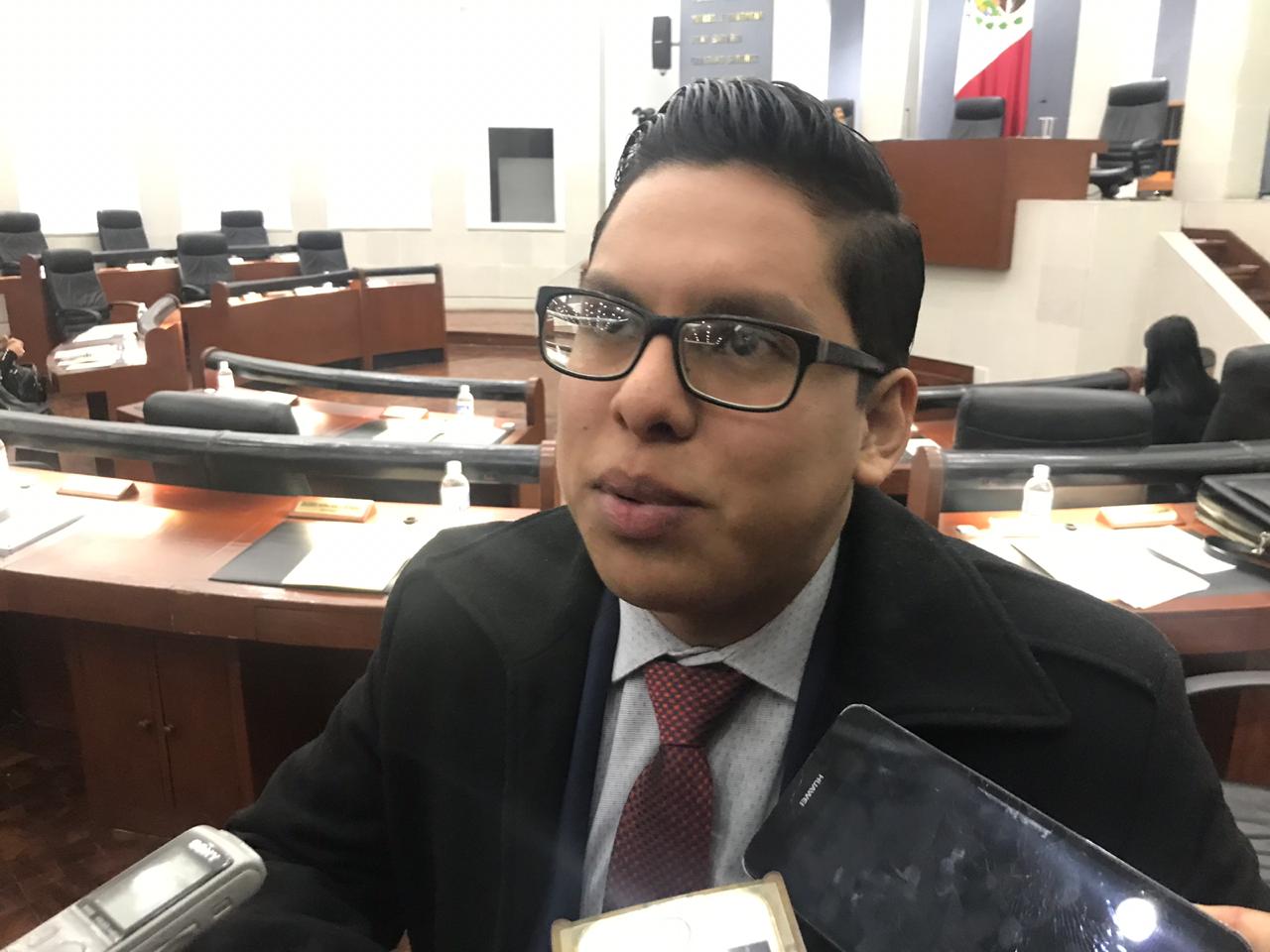 Contratarán programador para actualizar página web del Congreso 