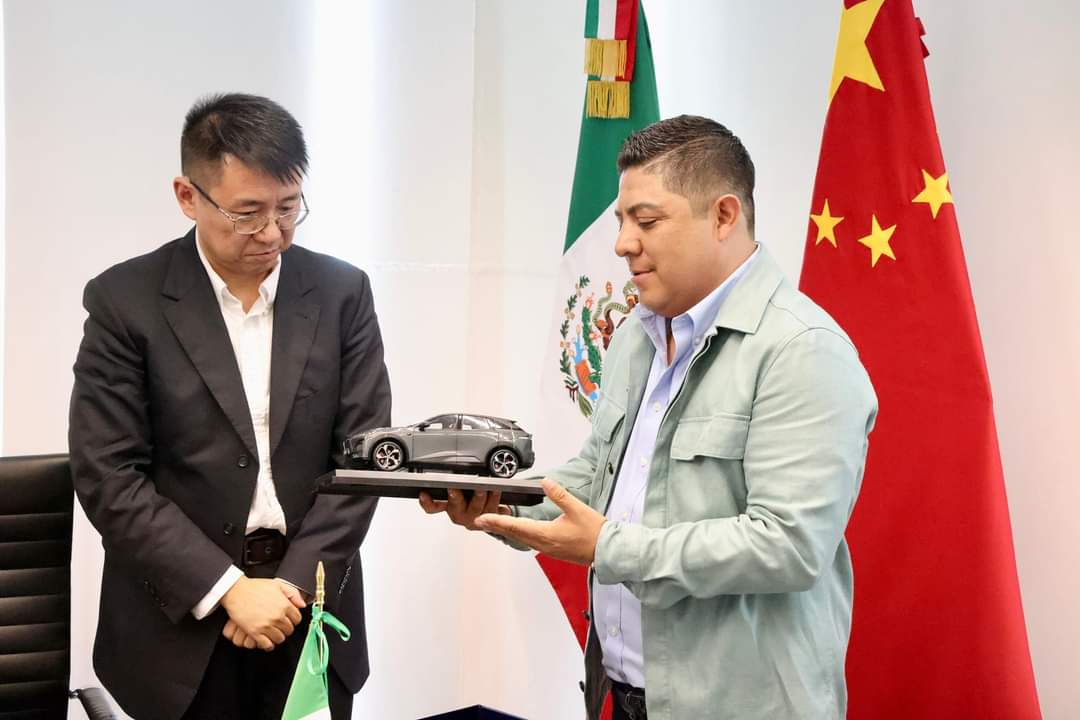 SLP compite con Guanajuato para albergar armadora china Changan Motors