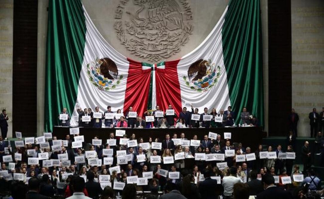 Diputados protestan por Presupuesto 2019. Foto: Alejandra Leyva / EL UNIVERSAL