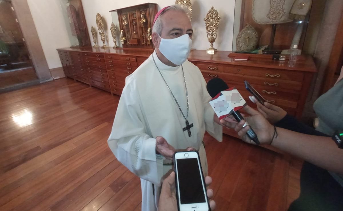 Falta de correctivos en familias provocan actos delictivos en el país: Arzobispo de SLP