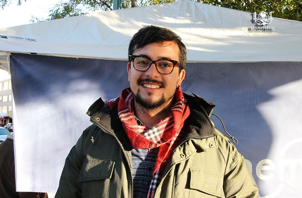 Roban firmas a candidato independiente de SLP