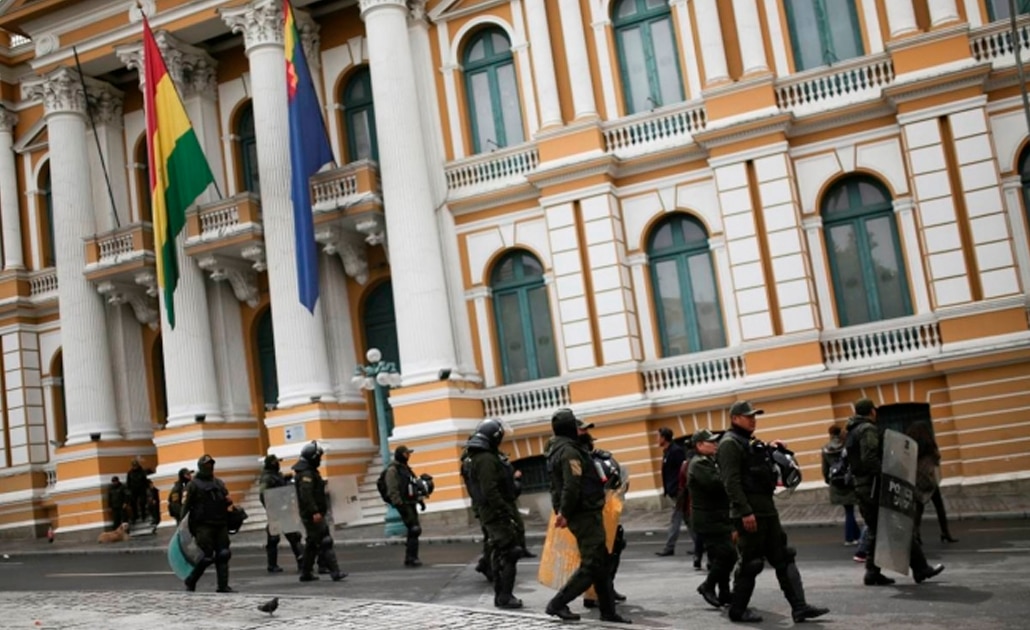 Asamblea legislativa de Bolivia recibe carta de renuncia de Evo Morales