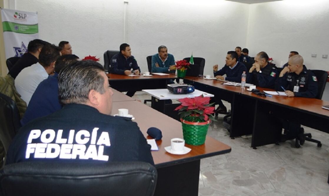 Corporaciones policíacas se reúnen para reforzar el operativo