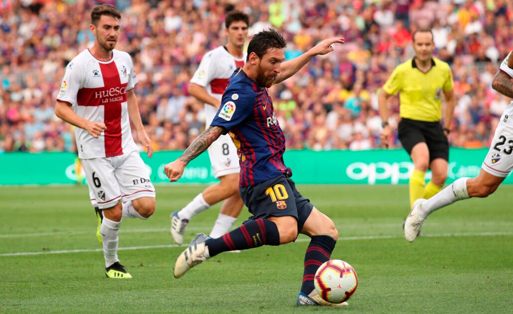 Barcelona aplasta al Huesca en el Camp Nou