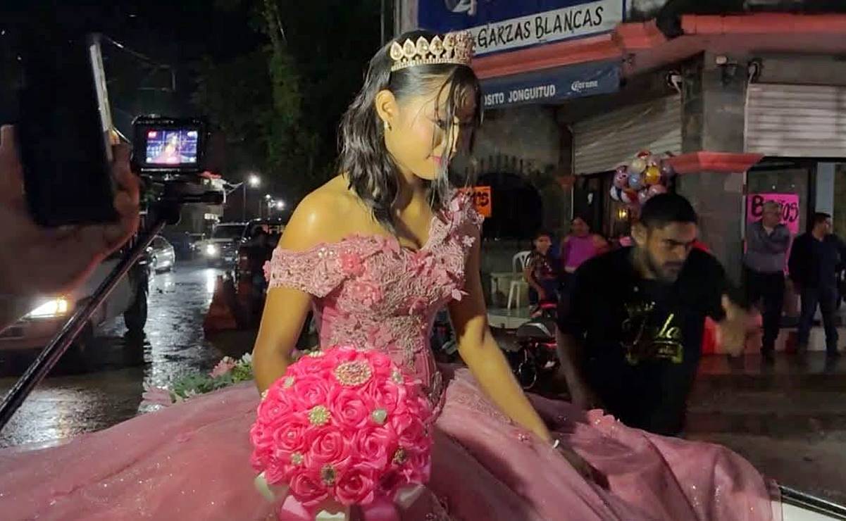 Fiesta en grande y un terreno de regalo, así fue la fiesta de Isela, la quinceañera viral de Axtla