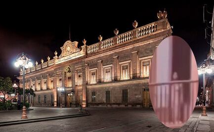 Gallardo da "recorrido paranormal" en el Palacio de Gobierno de SLP, tras misteriosa aparición de mujer