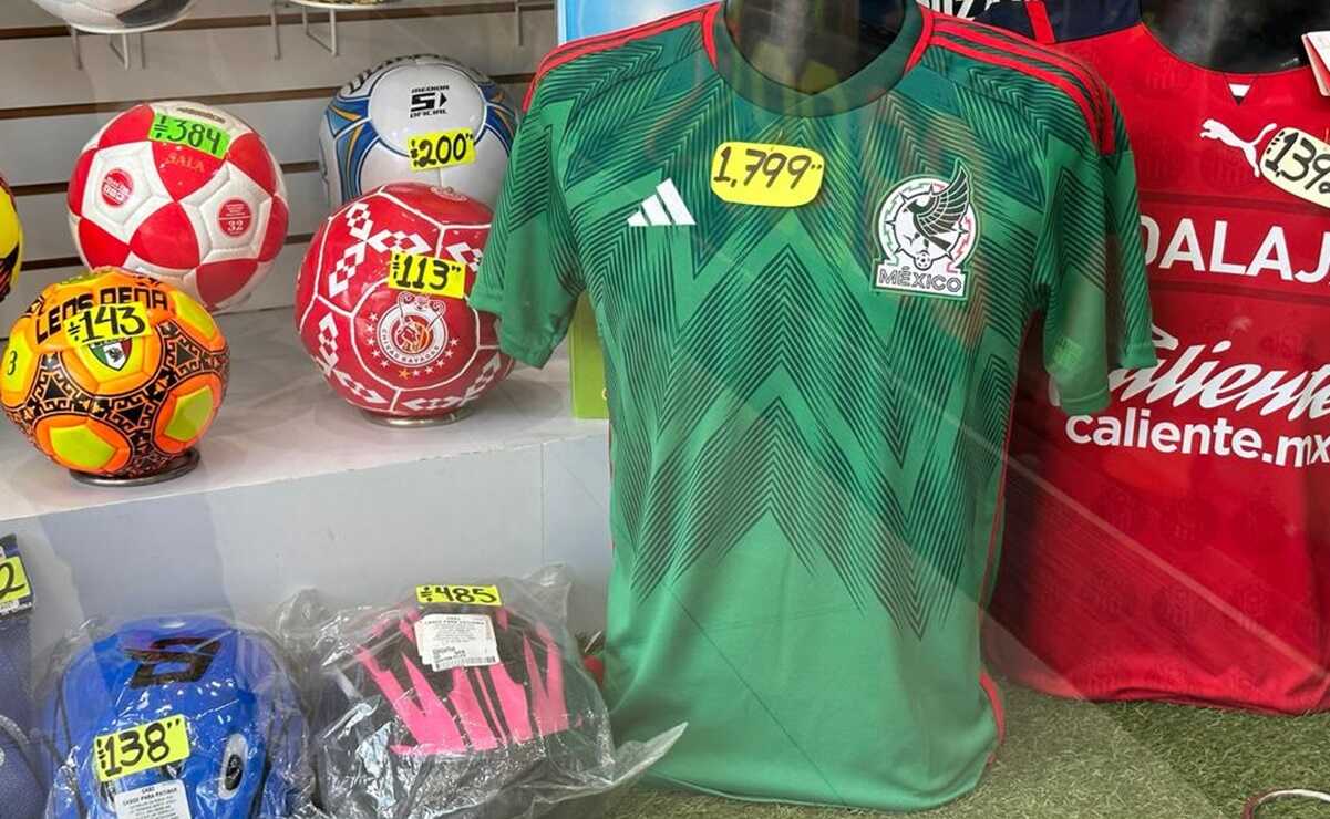 Fiebre mundialista repunta ventas de camisetas de la Selección Mexicana en SLP