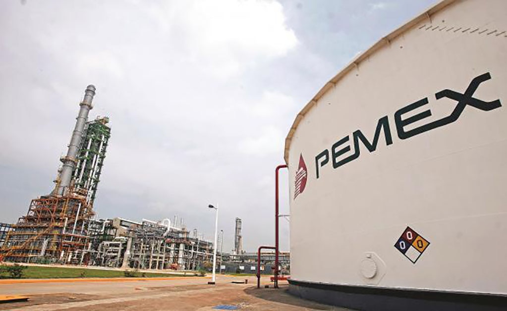 Vive Pemex crisis de refinación
