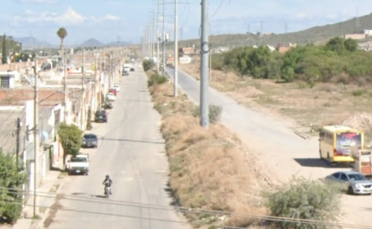 "En Avenida Salk llevamos alrededor de un 45 por ciento de avance, ya se están colando varios tramos", declaró la titular de la Seduvop.