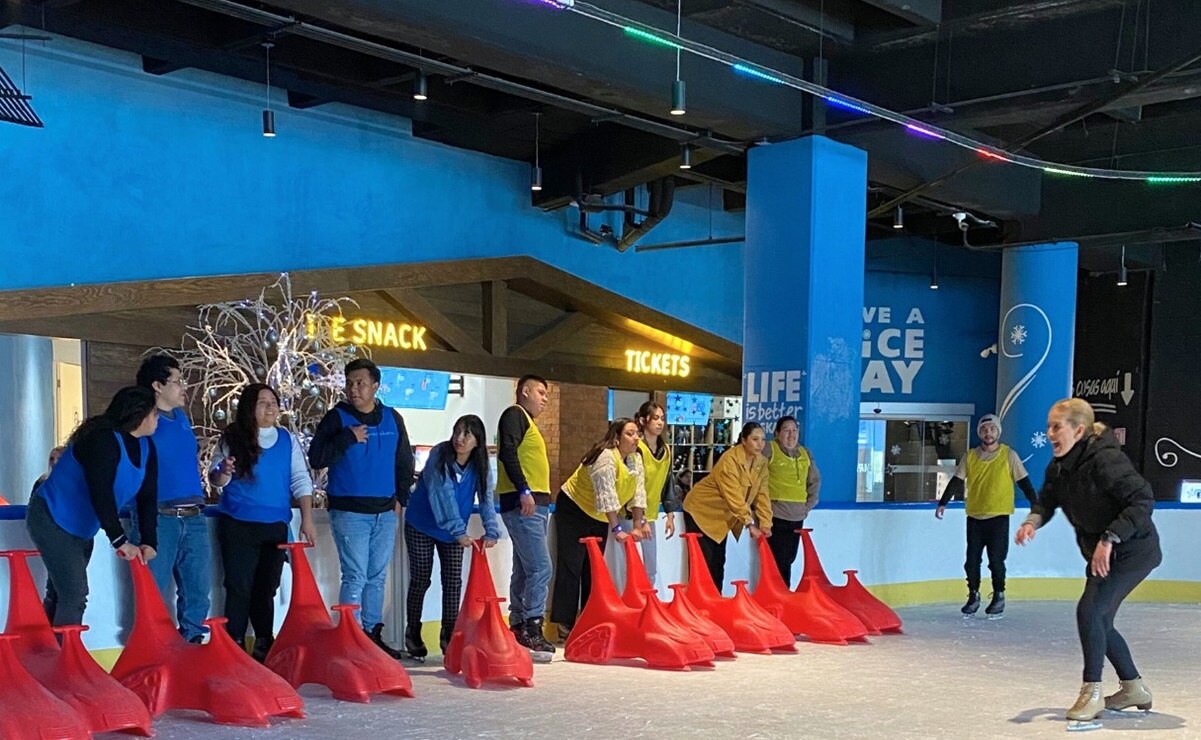 Clases de patinaje en IcePark. Foto: FB, Ice Park Oficial
