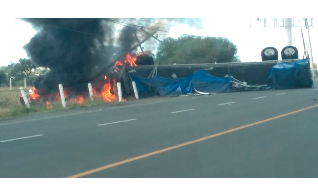 Chofer muere en accidente a Villa de Reyes 