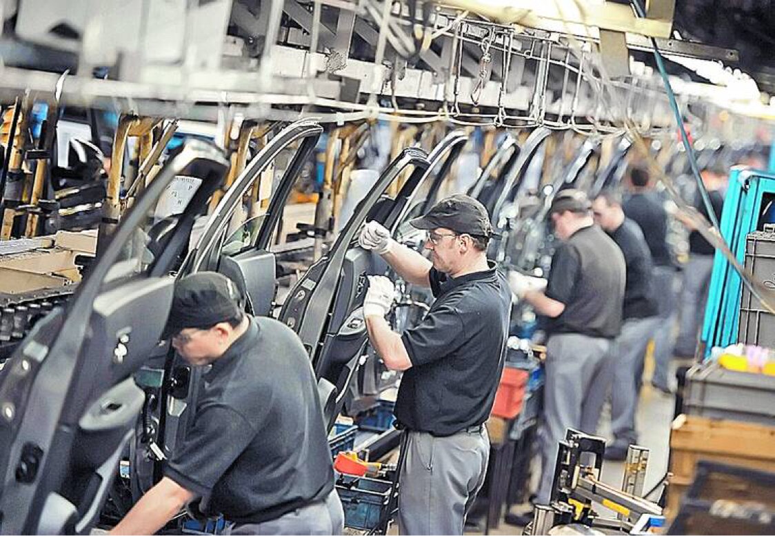 Empresarios automotrices tranquilos con el acuerdo comercial de México y EU