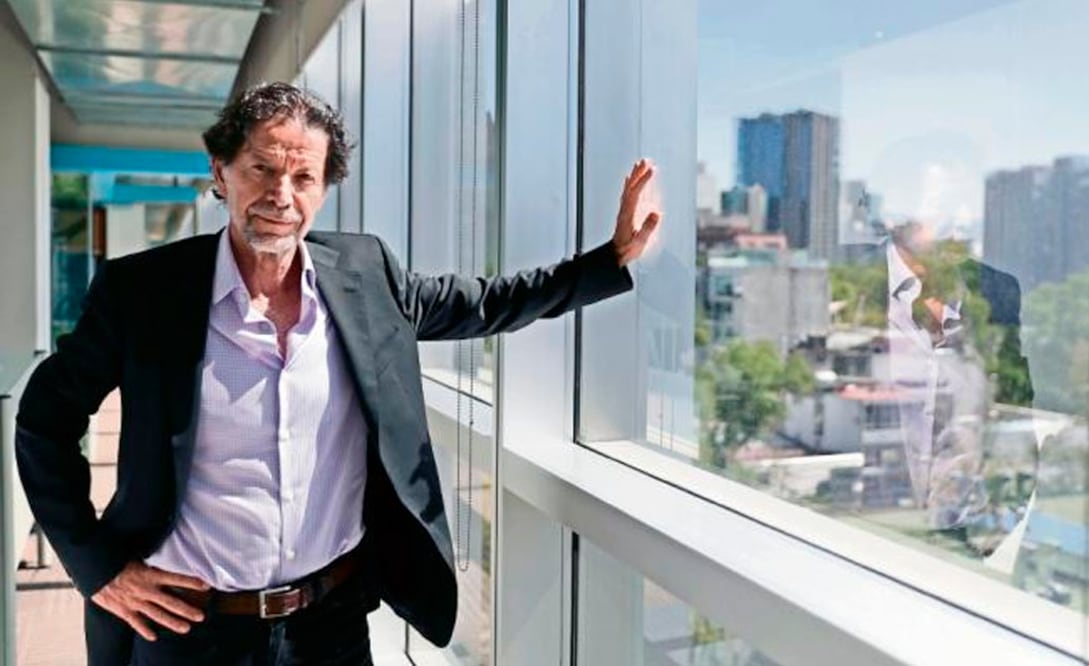 Para escribir su nuevo libro, Jorge Zepeda Patterson viajó a Francia para vivir el mundo del ciclismo del Tour de Francia (IVÁN STEPHENS. EL UNIVERSAL)