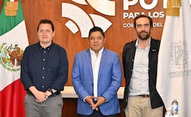 Con firma de convenio, Ricardo Gallardo consolida la llegada del tren de pasajeros a San Luis Potosí