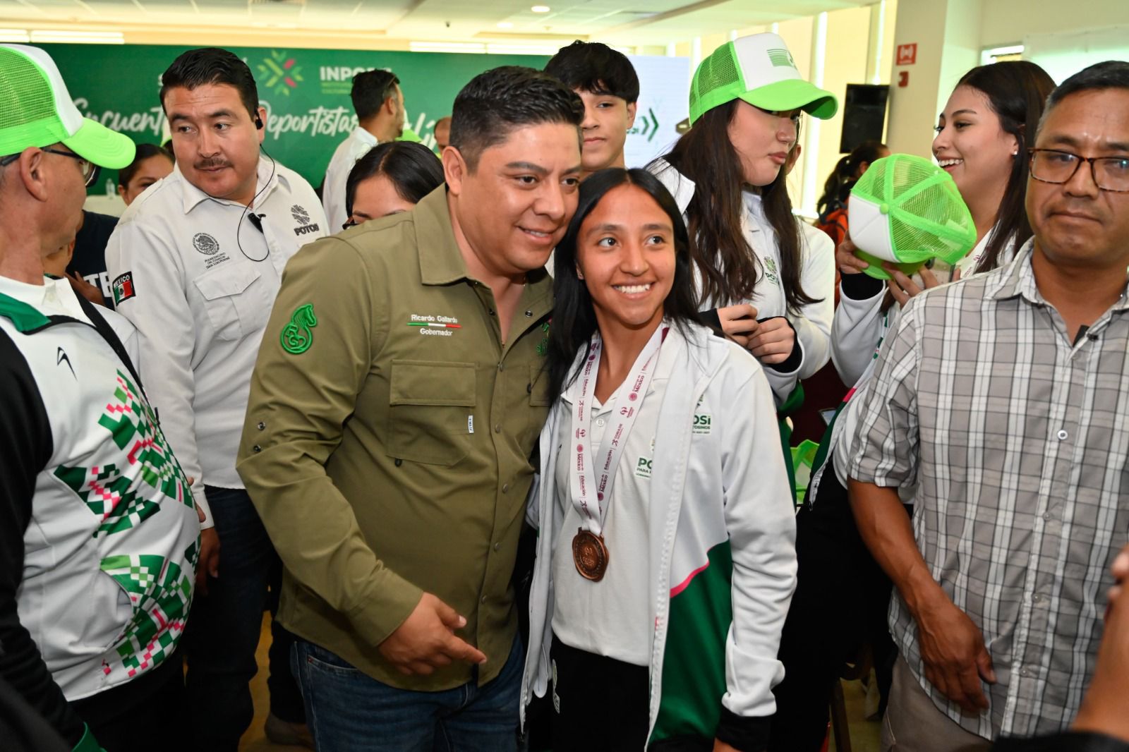 Gallardo premia a atletas potosinos: aumentan estímulos económicos a medallistas en Olimpiada Nacional 2025