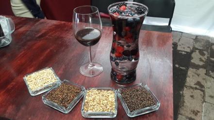 Estudiantes destacan en Expo Emprendedora de ANFECA