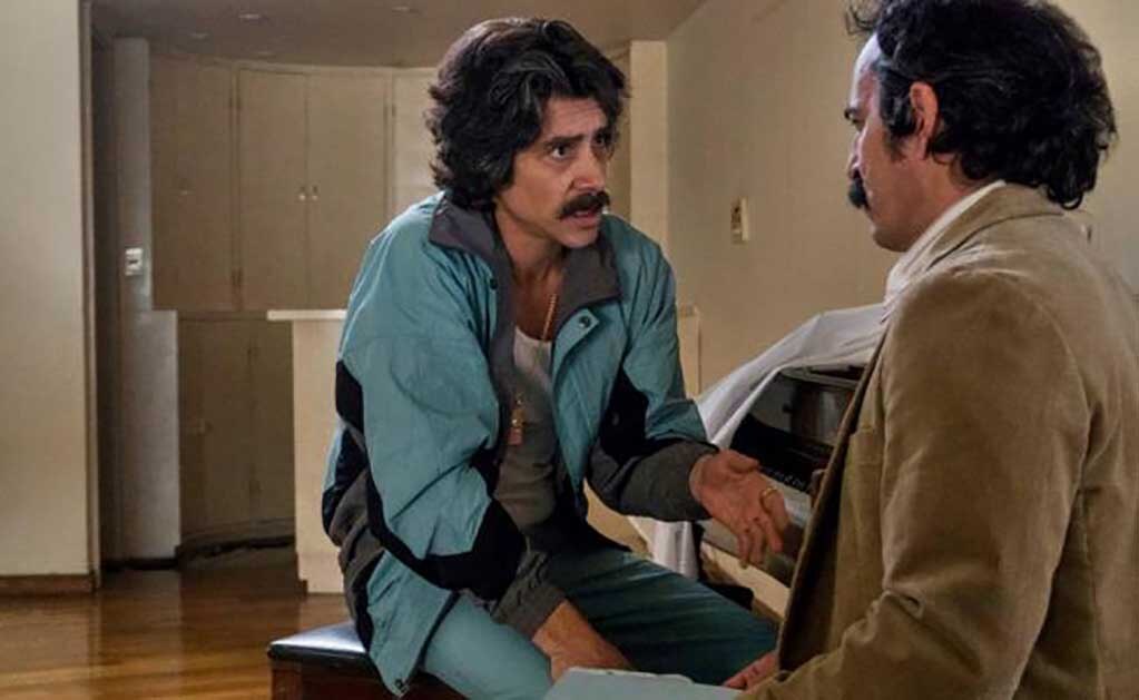 Luis Rey le hace prometer a Tito que no le revelará a Luis Miguel el paradero de Marcela FOTO: CORTESÍA NETFLIX