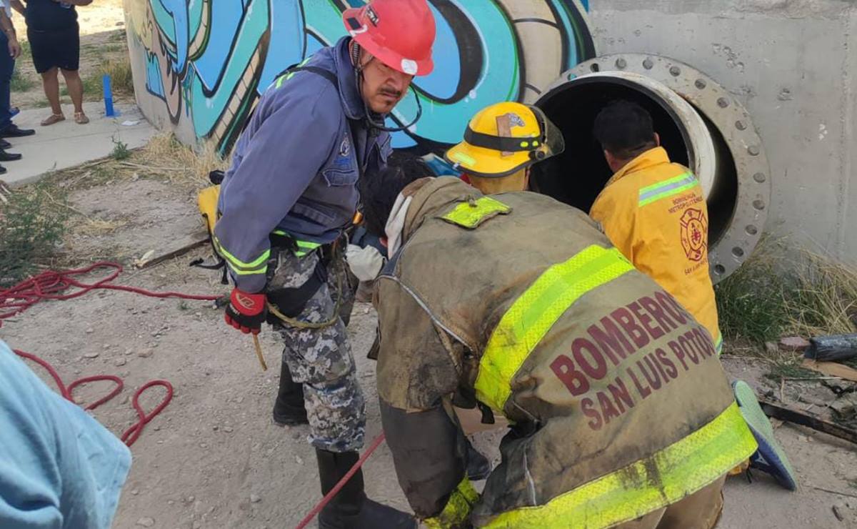 Rescatan a joven atrapado en planta de agua residual en Soledad; no presenta lesiones de gravedad