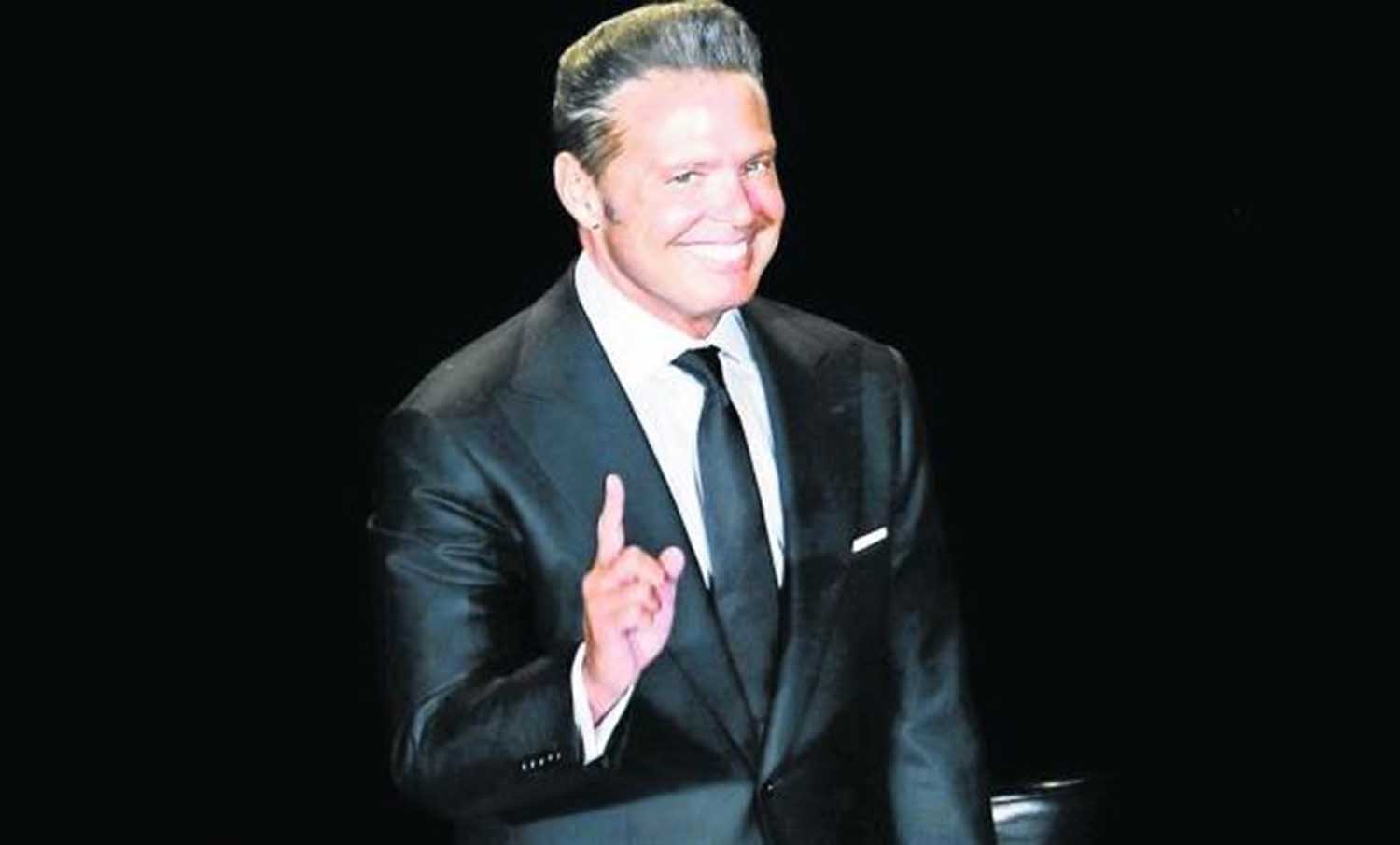 Luis Miguel no cantará el himno en pelea de Canelo