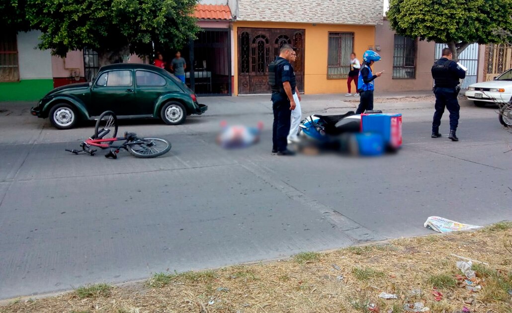 Repartidor de pizza choca contra ciclista 
