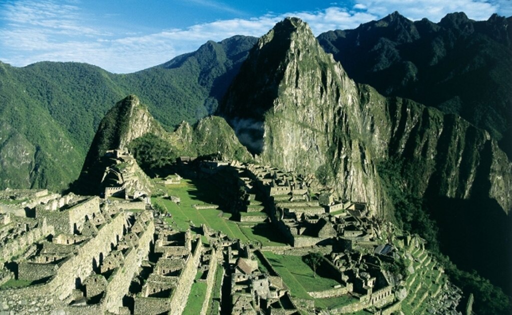 Perú se compromete a respetar Machu Picchu con aeropuerto nuevo