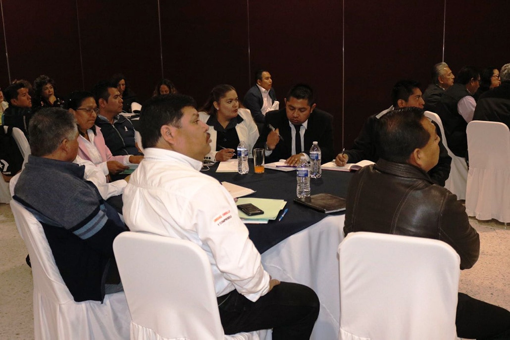 SEGE capacita en aprendizajes clave del modelo educativo