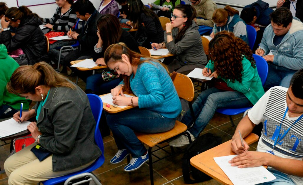 Universidades públicas, más caras que las privadas