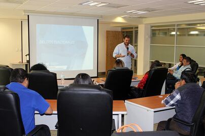 PGJE capacita a medios de comunicación en materia electoral
