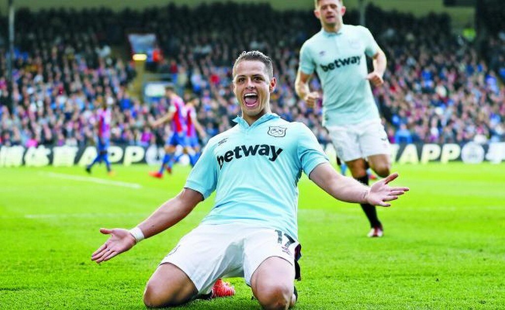 Javier Hernández es, hasta el momento, una mala inversión para el club (GETTY IMAGES)