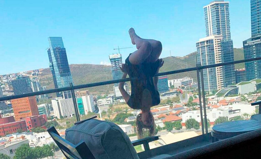 Cae joven de quinto piso mientras realizaba “yoga libre”