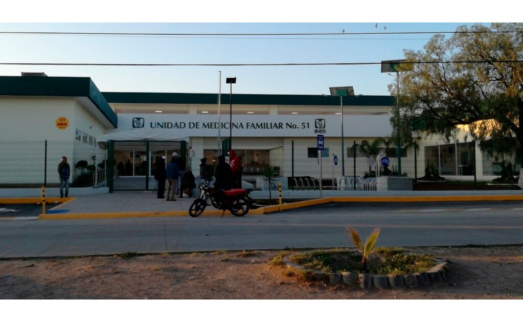 Fallece menor al caer en balde 