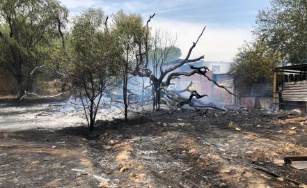 Incendio en predio cercano a Plaza Citadina provoca movilización 