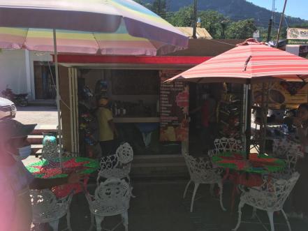 Raspas Don Fito, tradición gastronómica de Aquismón; "si no los pruebas, no veniste", aseguran