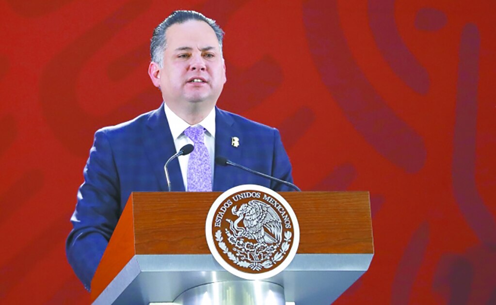 Morena quiere dar autonomía a Santiago Nieto