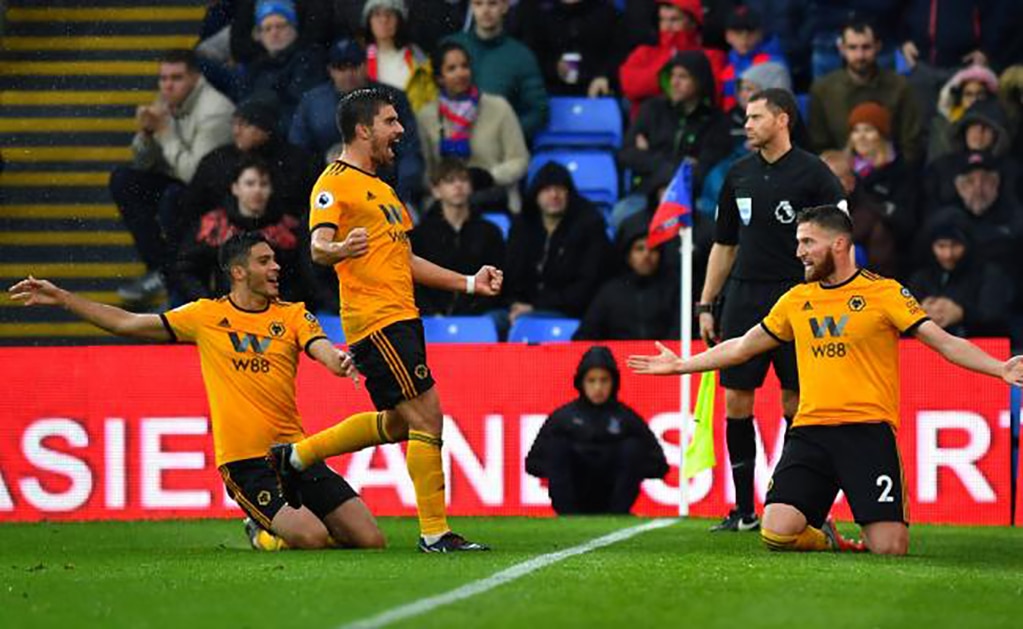 Otro triunfo de los Wolves, con asistencia de Raúl Jiménez