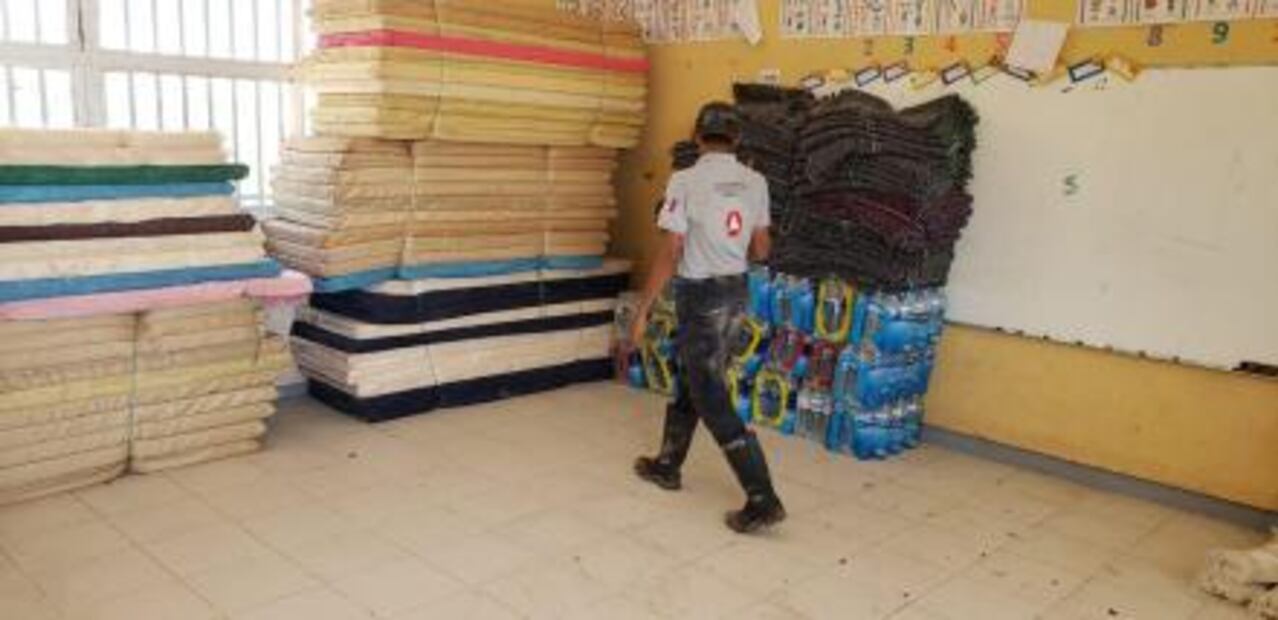 Apoyan a población afectada por lluvias en San José de los Aguajes