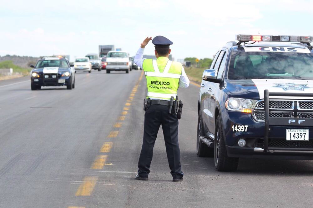 La inseguridad en las carreteras originó que desde hace algunos años los mexicanos que viven en Estados Unidos se organizaran para entrar en caravana a territorio mexicano.