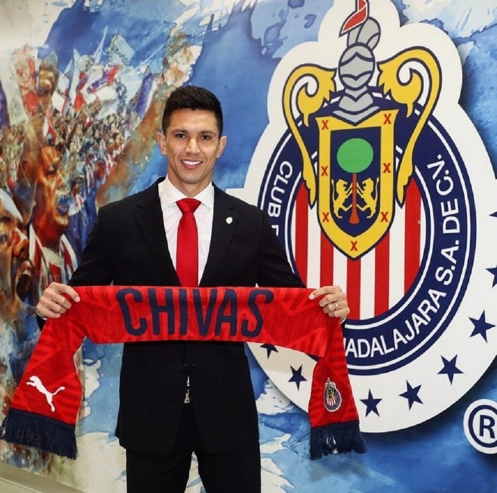  Presentan a Jesús Molina en Chivas