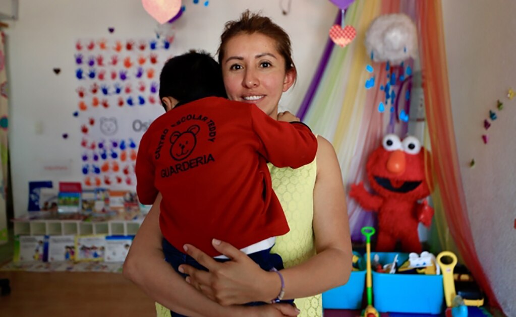 Que AMLO lo piense bien, pide usuaria de estancia Osito