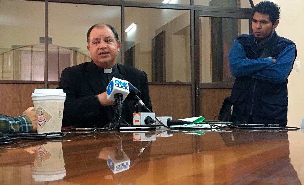 Llama iglesia a ex sacerdote señalado de pederastia a que se entregue