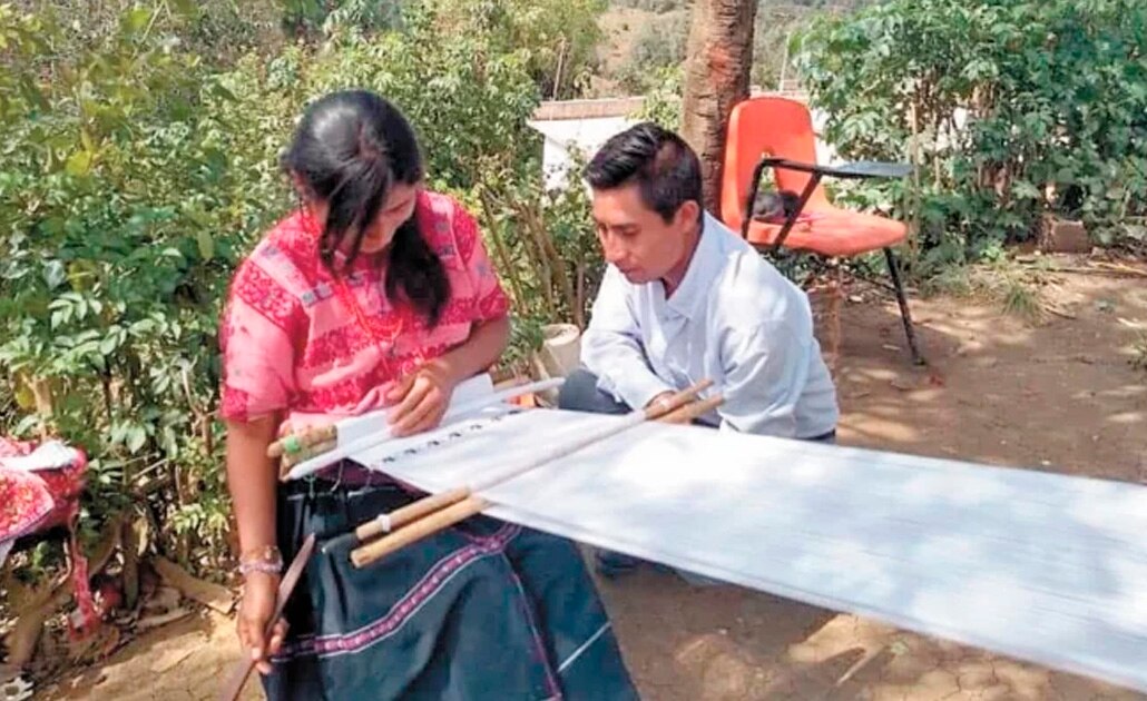 Además de Fashion Week, diseñador tzotzil dará conferencia en Harvard