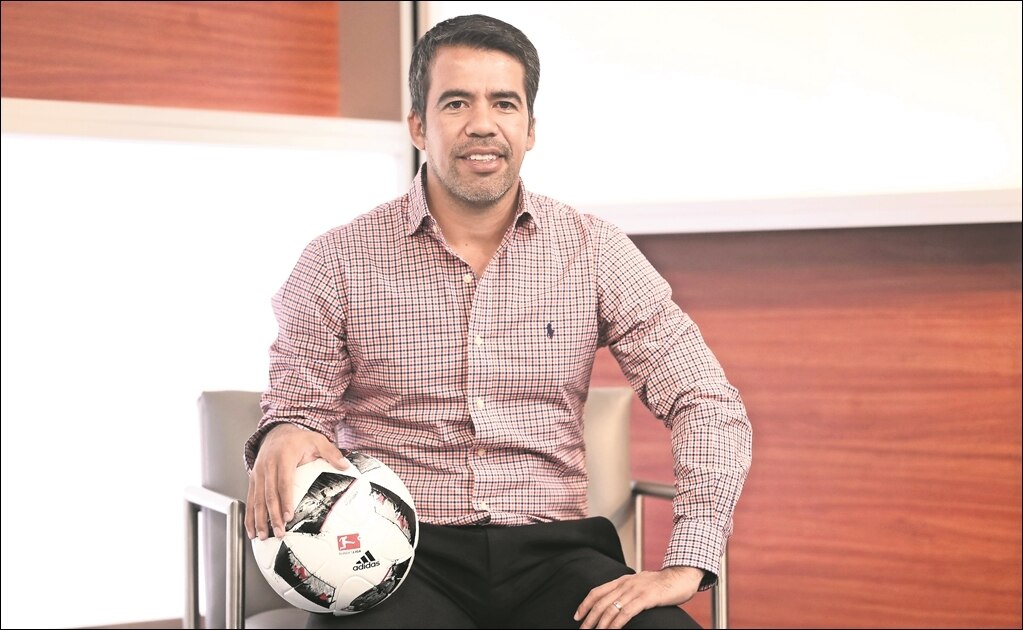 Javier "Chicharito" Hernández puede hacer lo que quiera: Pável Pardo