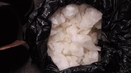 Aseguran 5.200 kg de cristal en aeropuerto “Ponciano Arriaga"