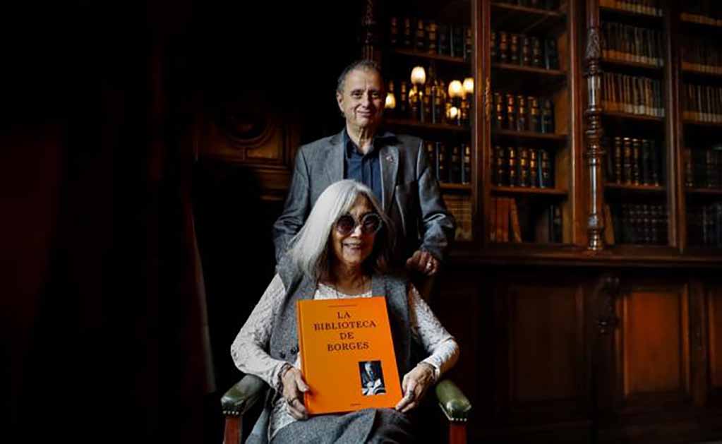 "La biblioteca de Borges" introduce en el lector en las obras favoritas del autor de "El Aleph". Foto: EFE/Emilio Naranjo 14/05/20