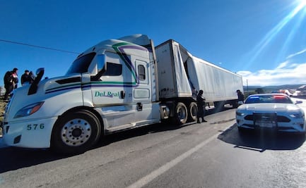 Policía de Mexquitic y División de Caminos detuvieron la rapiña de tráiler en carretera a Zacatecas