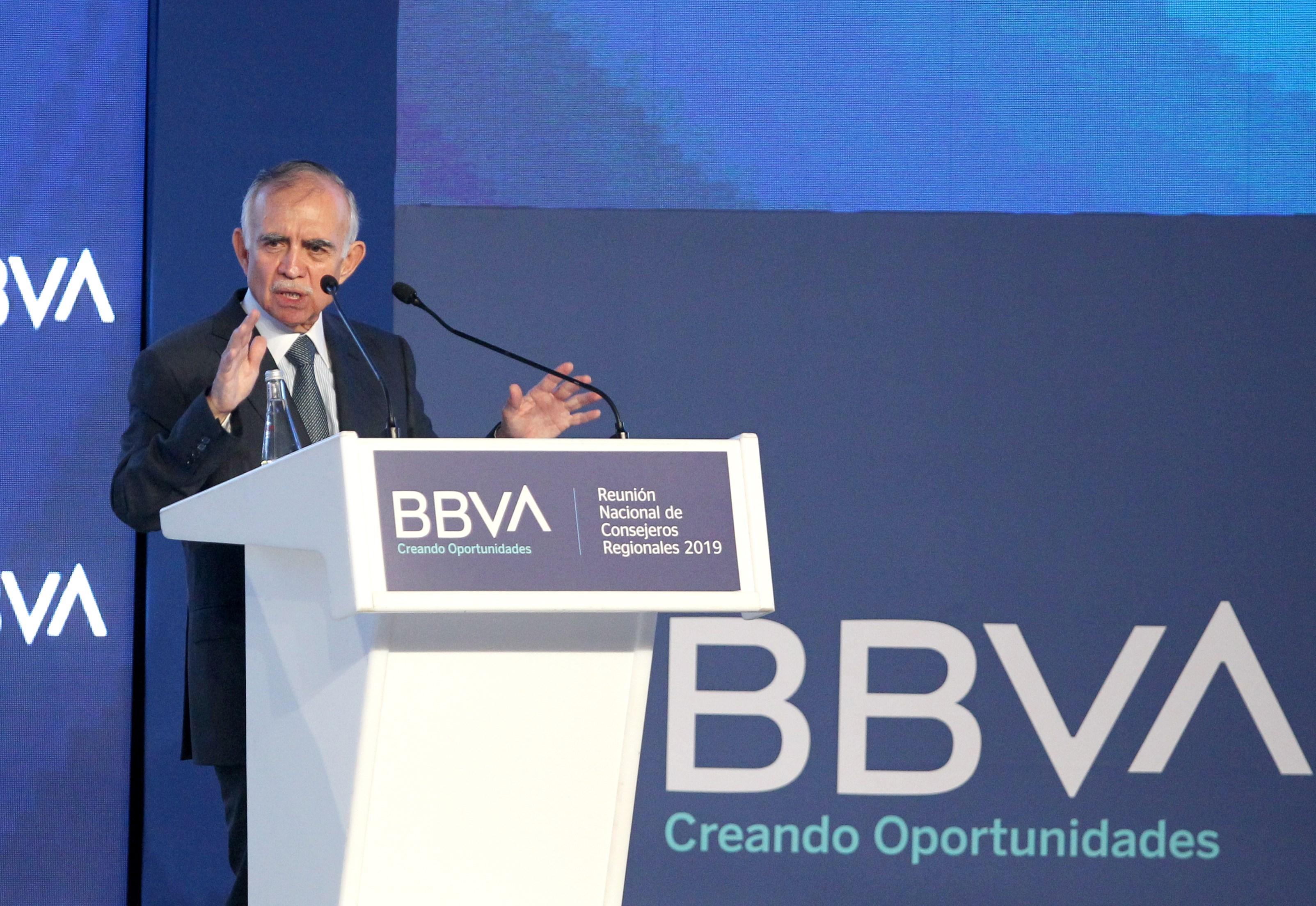 No hay más opción que invitar al sector privado si queremos crecer al 4%: Romo