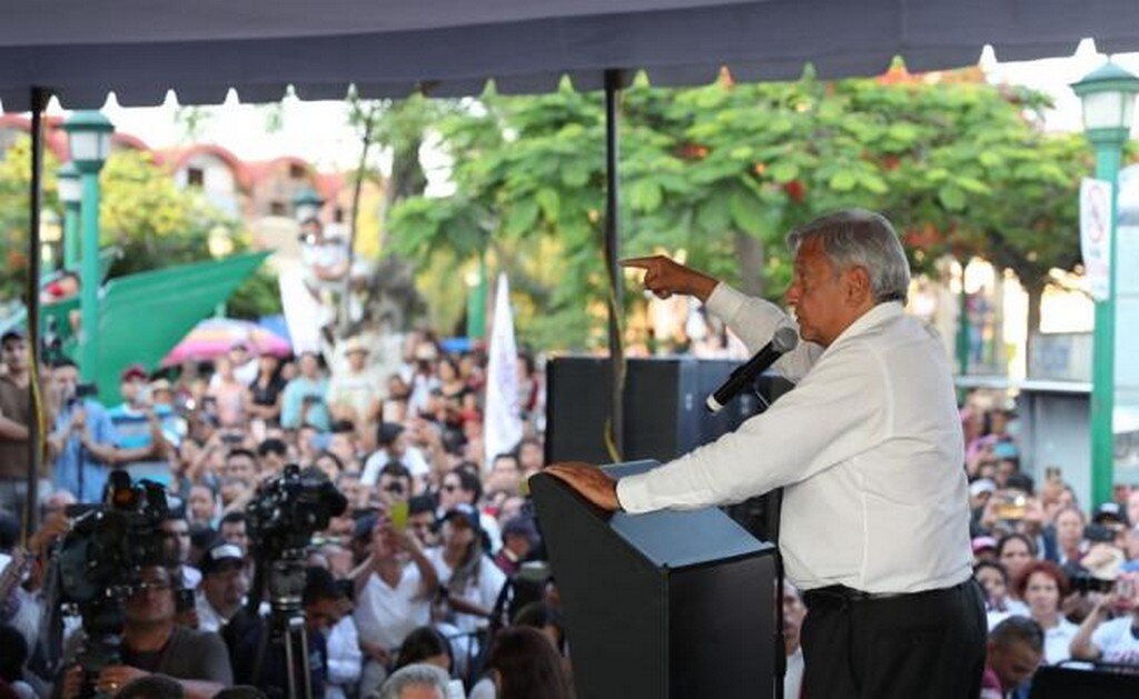 AMLO responde a Belinda: “es una mujer inteligente”