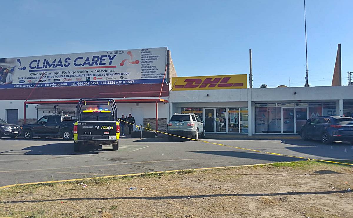 Disparos en plaza comercial de Carretera 57 desatan pánico; autoridades de SLP atienden el hecho  